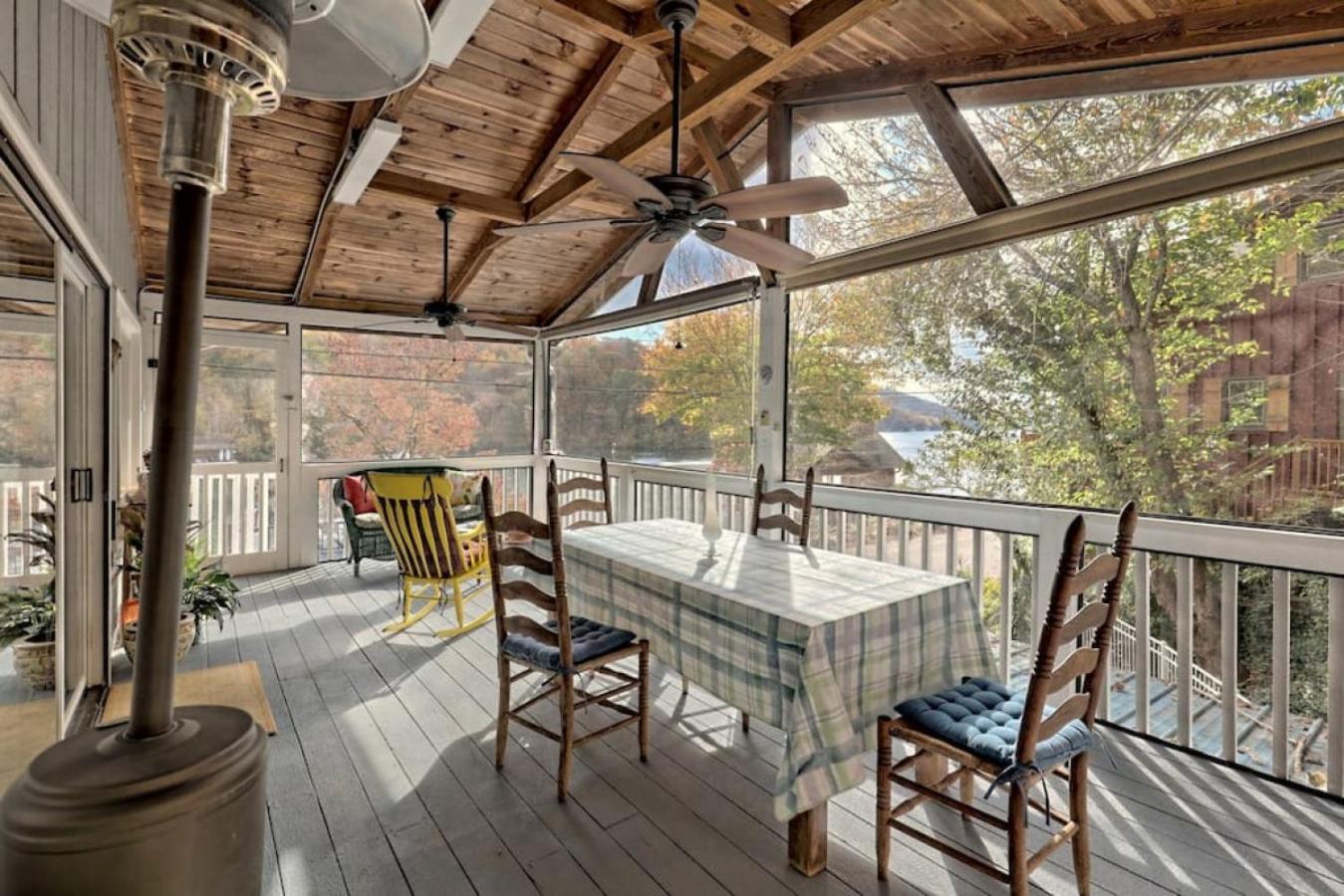 Hannahs Perch On Lake Burton With Private Top Patio And Bottom Dock 클레이튼 외부 사진